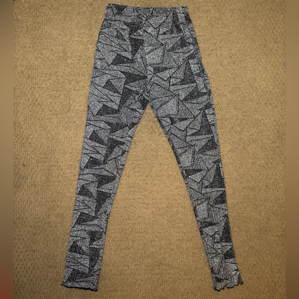 Amy Shehab | Geometric Patterned Leggings